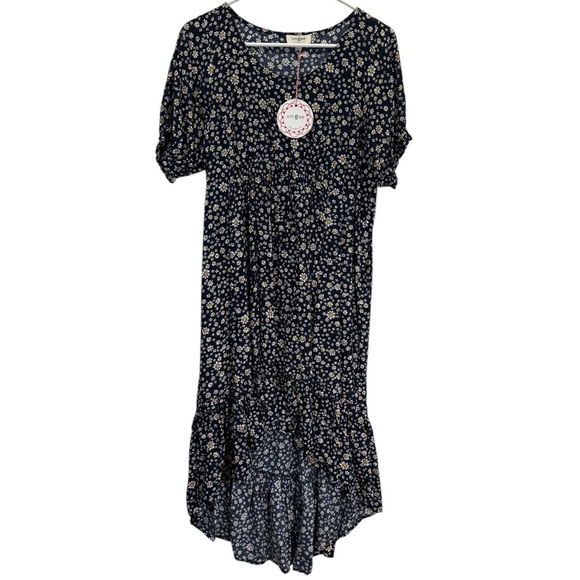 Umgee Dresses & Skirts - Umgee Baby Doll Black and White Floral Dress. Size S